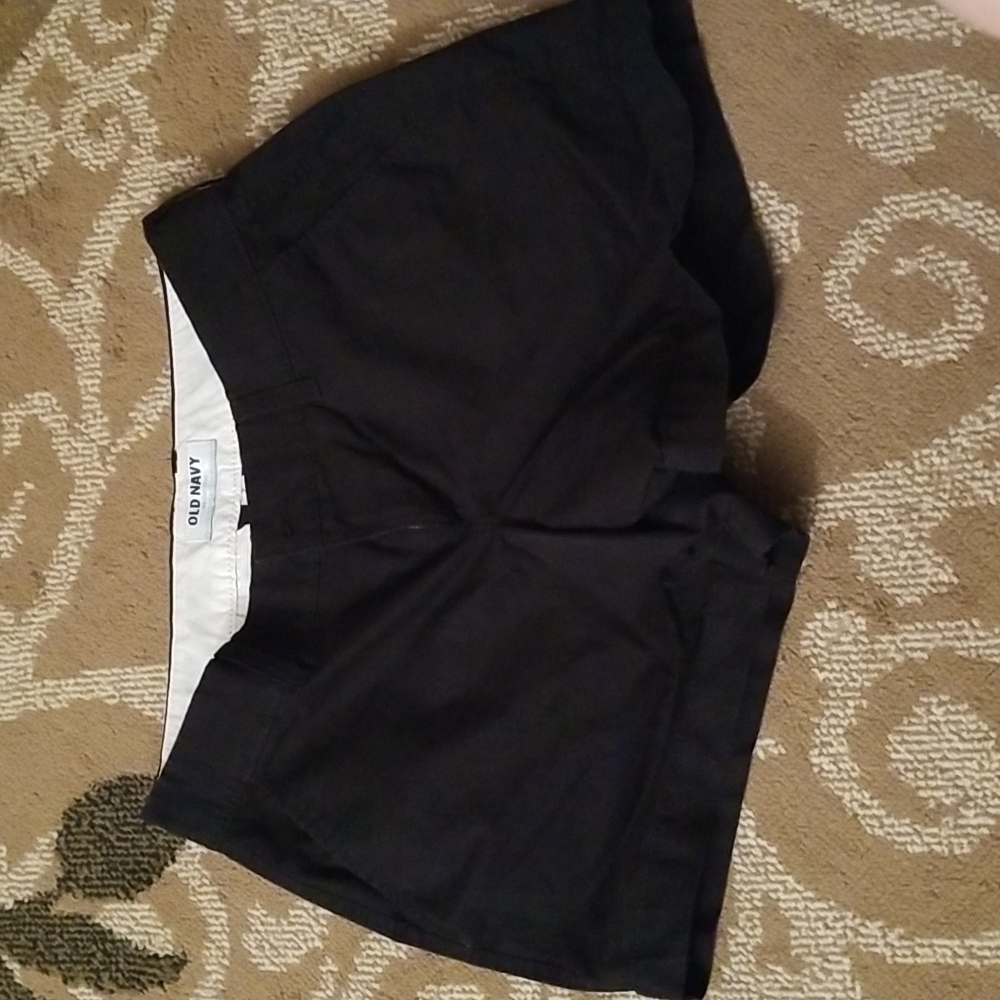 Old Navy black 5" shorts